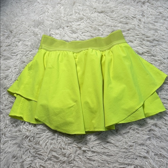 Lululemon Court Rival High-Rise Skirt Highlight Yellow - Picture 2 of 6